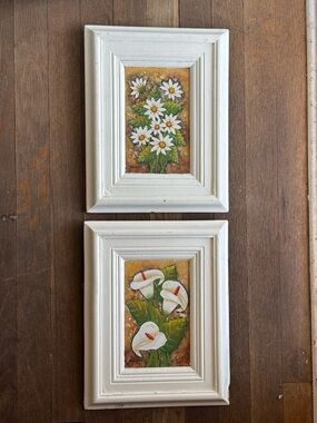 2 White Framed Floral original signed oil paintings - Daisies & Calla Lilies